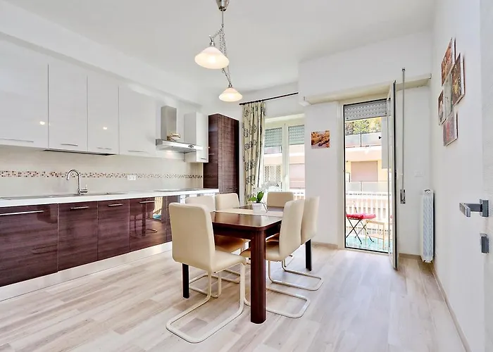 Oksana's Bernadette Apartamento *